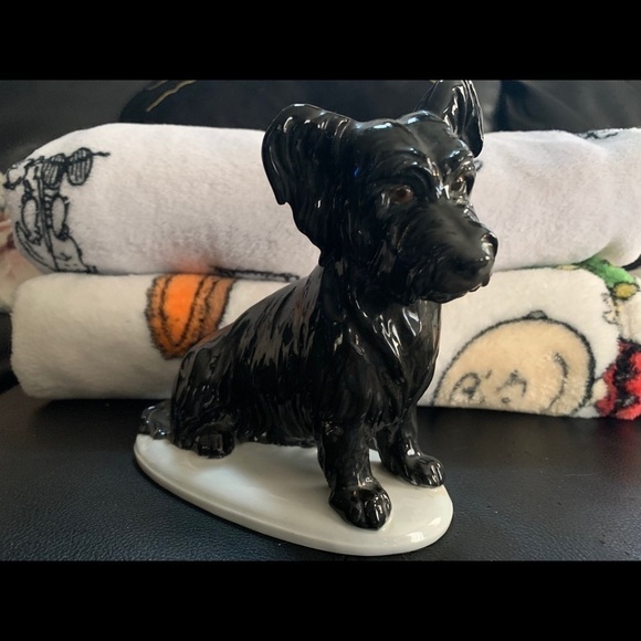 Antique Vista Alegre of Portugal Dog - Picture 1 of 6